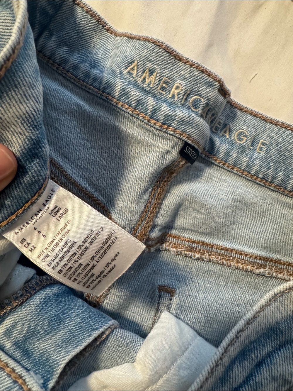 American Eagle Outfitters Light Blue High Rise Straight Jeans - Picture 4 of 4